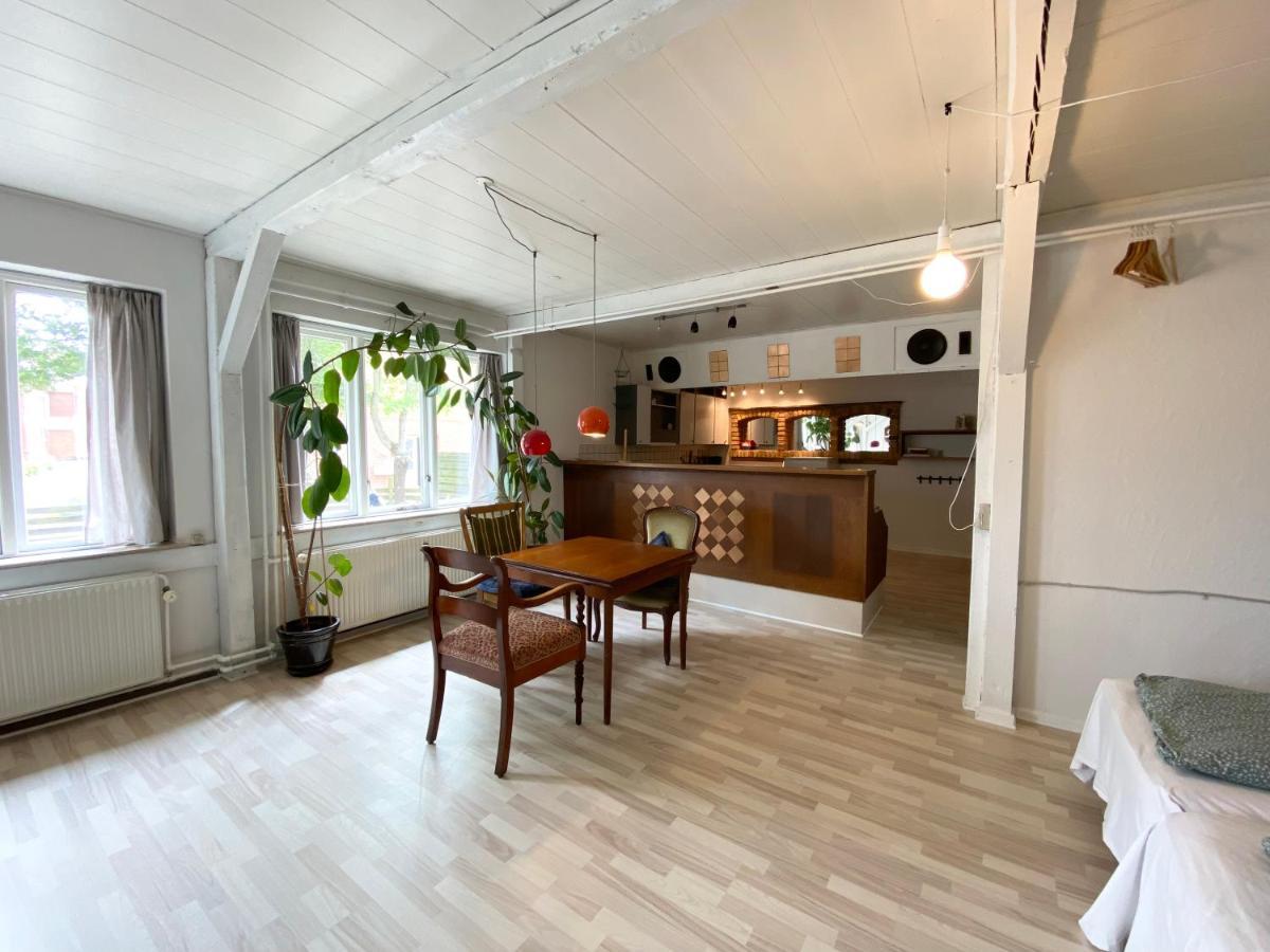 Studio Apartment In The Heart Of Hojer Ngoại thất bức ảnh